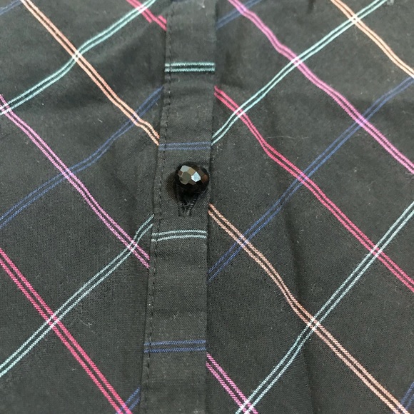 GAP | PLAID BUTTON DOWN - Picture 3 of 3